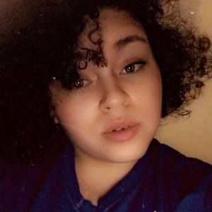 Meet your Posher, Alyssia